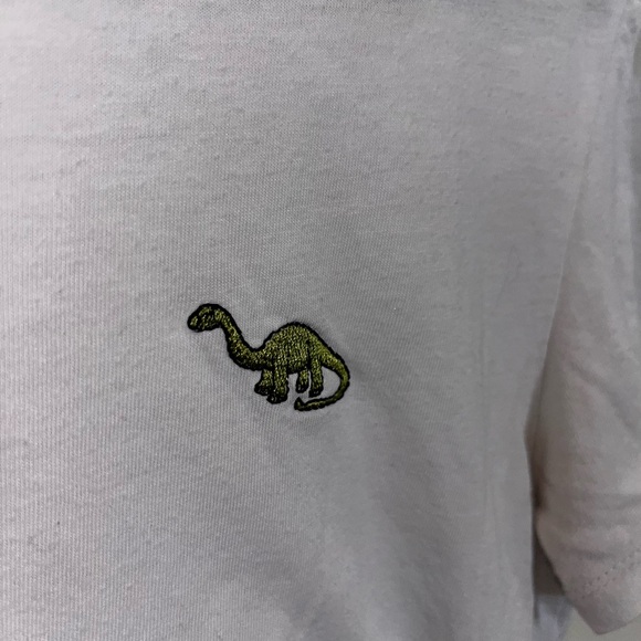 Sunday Best Dinosaur Emblem White T-Shirt - Size Small 🦕 - Picture 3 of 6